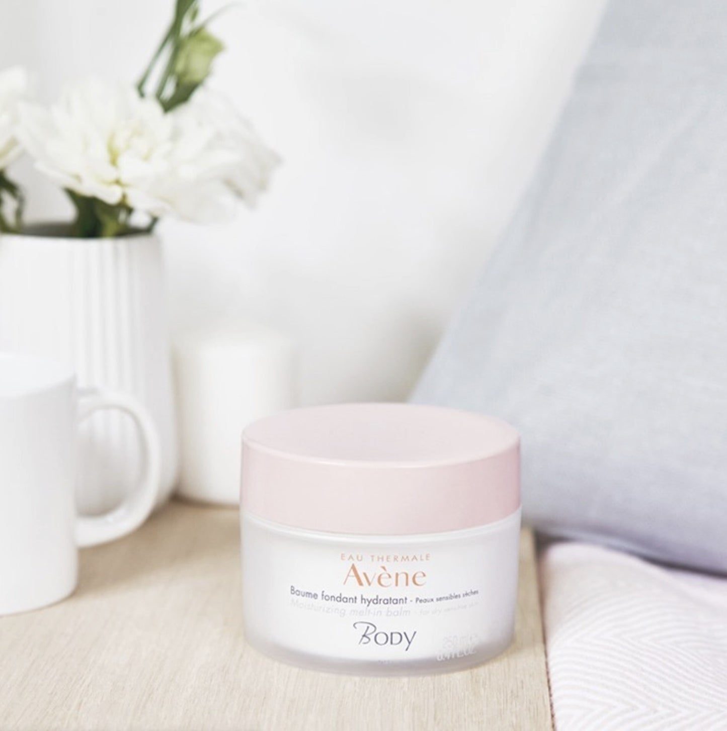 Avene-moisturizing-melt-balm-moisturizer-body-dca-advanced-skincare-center